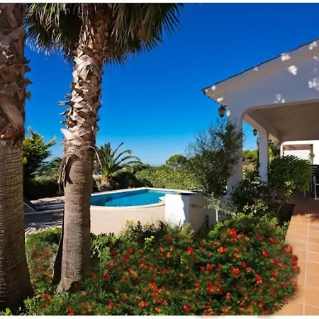 Villa Bini Cel For 6 Pax Heated Pool On Request