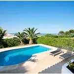 Bini Cel For 6 Pax Heated Pool On Request Vila *